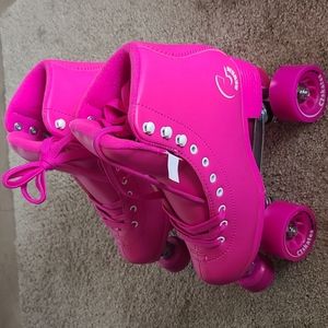C7 | 🛼 moon rose Quad Roller Skates